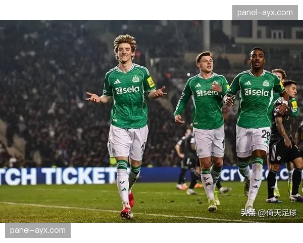 卡拉巴赫1-6不敌纽卡斯尔联,戈登大四喜表现抢眼 卡拉巴赫1-6不敌纽卡斯尔联,戈登大四喜表现抢眼